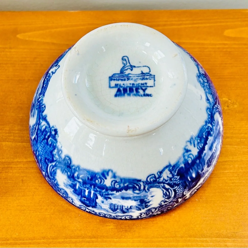 RARE Petrus Regout & Co Holland Abbey Pattern Blue Bowl